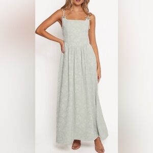 NWT Petal + Pup Dress